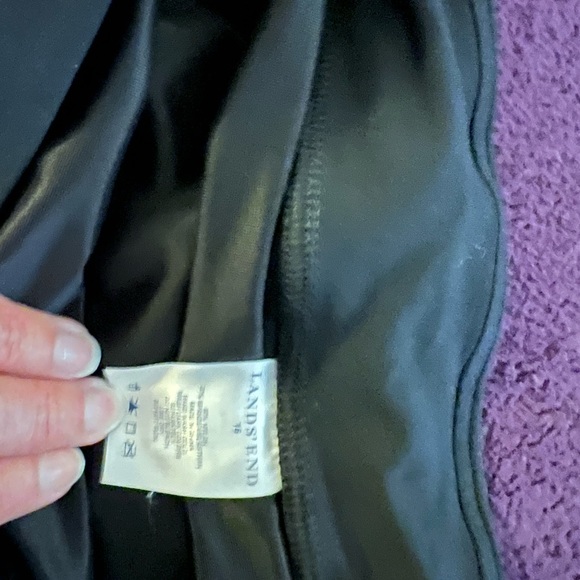 Lands End black swim skirt size 16, standard length, not mini. - Picture 2 of 4